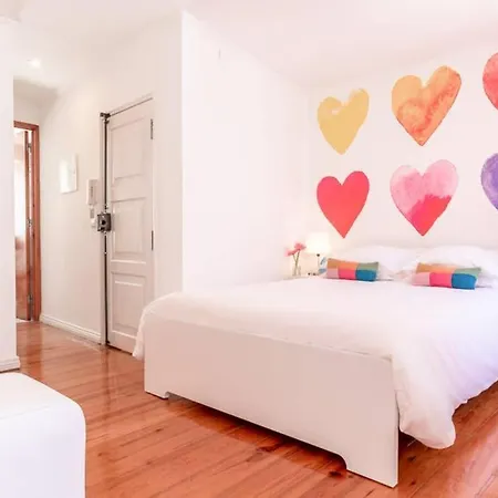 Inloveapartments - One Love, One Heart Apartment
