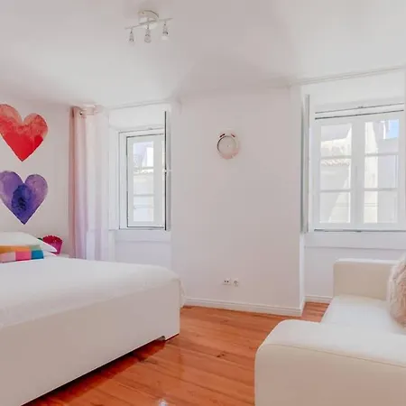 Inloveapartments - One Love, One Heart Apartment *